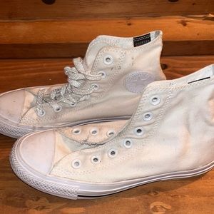 Converse “counter climate” shoes